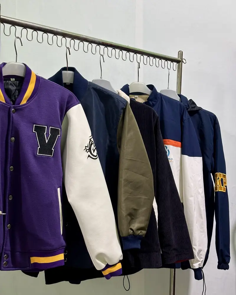 Hasil produksi Kaka Konveksi: jaket varsity dan bomber